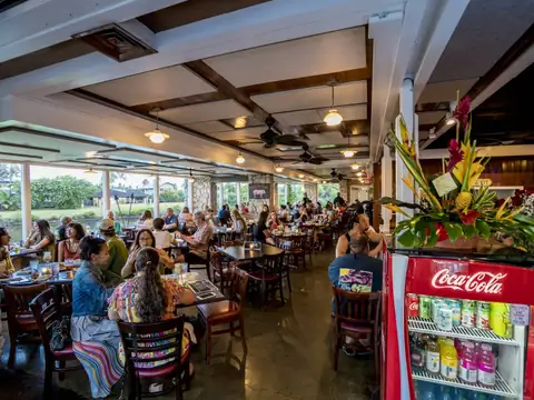 Open-air dining room at Nico’s Kailua in Kailua, Oʻahu