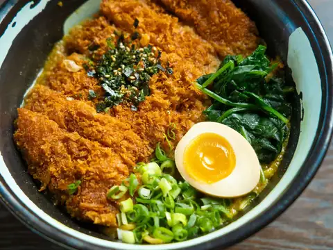 Ramen bowl at Tanaka Ramen & Izakaya in Kailua, Oʻahu