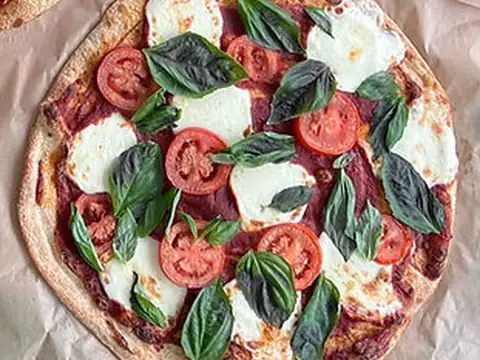 Caprese pizza at The Garden Kailua in Kailua, Oʻahu