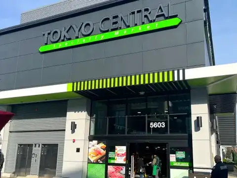 Storefront at Tokyo Central – Kailua in Kailua, Oʻahu